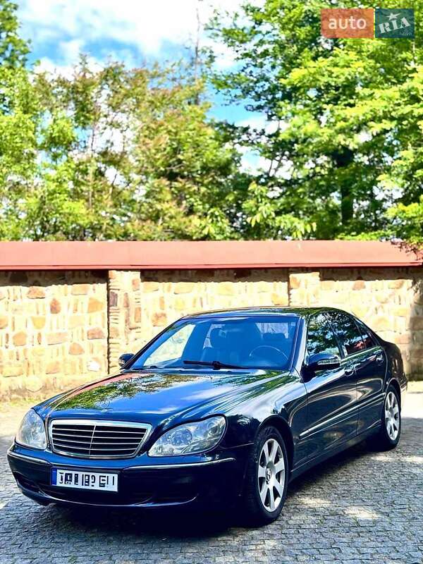 Mercedes-Benz S-Class 2004