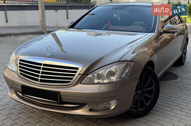 Седан Mercedes-Benz S-Class 2008 в 