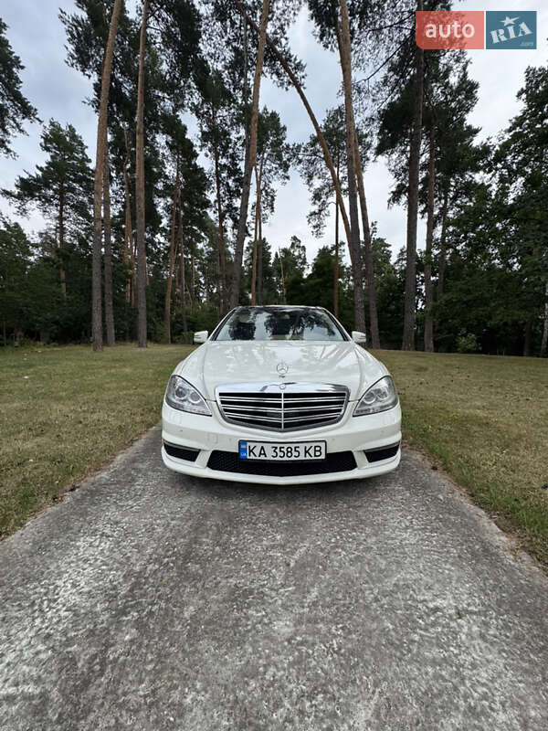 Mercedes-Benz S-Class 2007