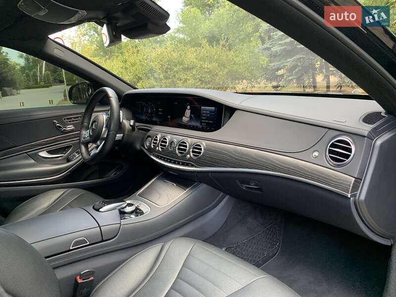 Седан Mercedes-Benz S-Class 2019 в Кривом Роге