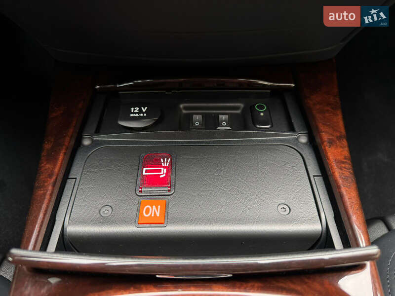 Седан Mercedes-Benz S-Class 2010 в Киеве