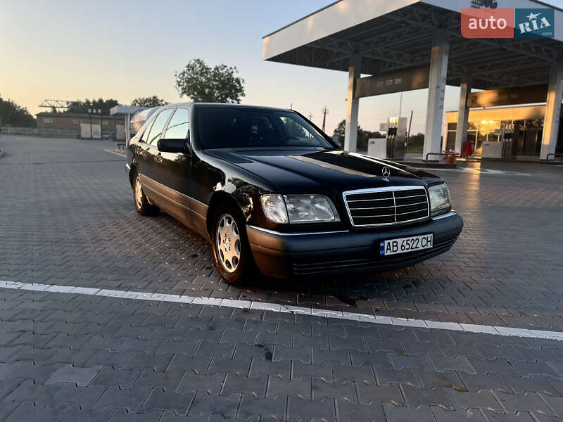 Mercedes-Benz S-Class 1995