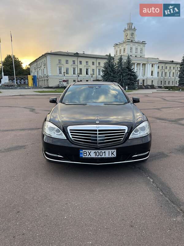 Седан Mercedes-Benz S-Class 2012 в Хмельницькому