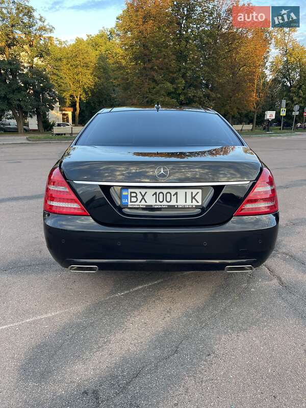 Седан Mercedes-Benz S-Class 2012 в Хмельницькому
