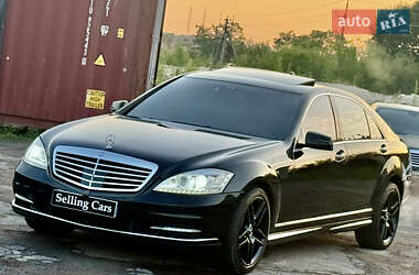 Седан Mercedes-Benz S-Class 2008 в Ровно