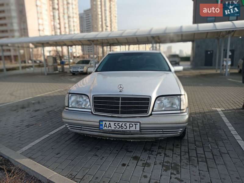 Mercedes-Benz S-Class 1998