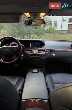 Седан Mercedes-Benz S-Class 2008 в 