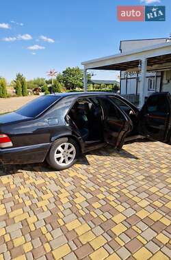 Седан Mercedes-Benz S-Class 1997 в  фото 22 Седан Mercedes-Benz S-Class 1997 в
