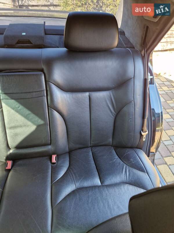 Седан Mercedes-Benz S-Class 1997 в Южноукраїнську