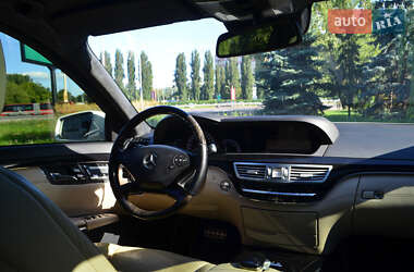 Седан Mercedes-Benz S-Class 2011 в 
