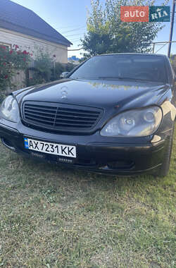Седан Mercedes-Benz S-Class 2002 в 