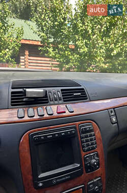 Седан Mercedes-Benz S-Class 2002 в  фото 11 Седан Mercedes-Benz S-Class 2002 в