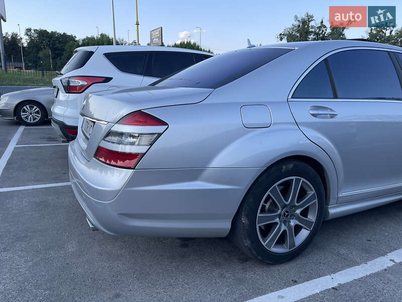 Седан Mercedes-Benz S-Class 2006 в Полтаве