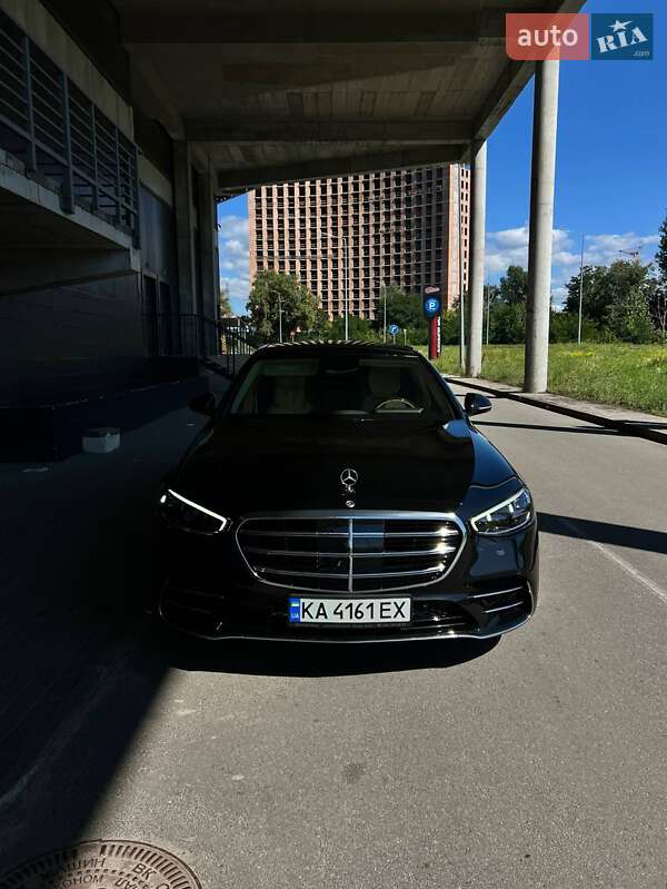 Mercedes-Benz S-Class 2021