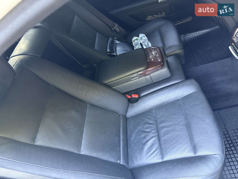 Седан Mercedes-Benz S-Class 2010 в Львові