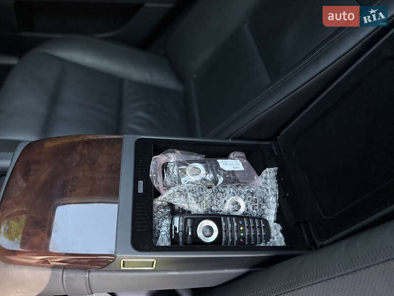 Седан Mercedes-Benz S-Class 2010 в Львові