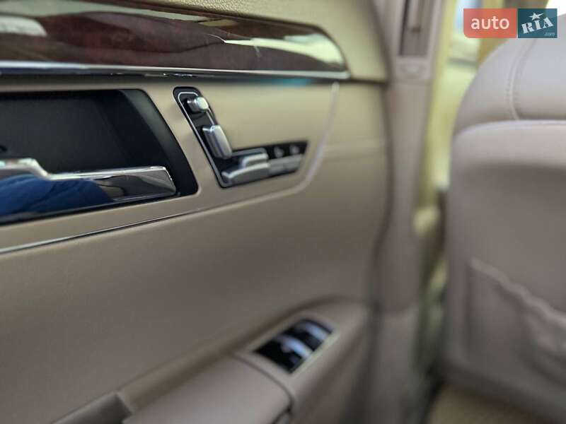 Седан Mercedes-Benz S-Class 2011 в Києві