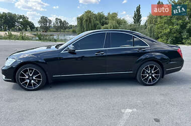 Седан Mercedes-Benz S-Class 2012 в 