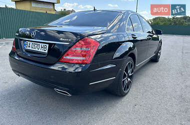 Седан Mercedes-Benz S-Class 2012 в 