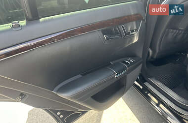 Седан Mercedes-Benz S-Class 2012 в 