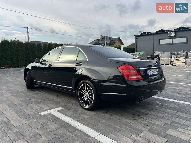Седан Mercedes-Benz S-Class 2012 в Луцьку