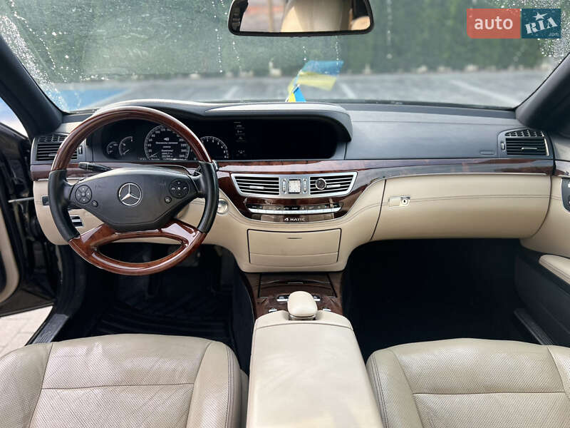 Седан Mercedes-Benz S-Class 2012 в Луцьку