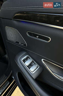 Седан Mercedes-Benz S-Class 2015 в 
