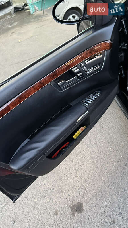 Седан Mercedes-Benz S-Class 2007 в Одесі фото 16 Седан Mercedes-Benz S-Class 2007 в Одесі