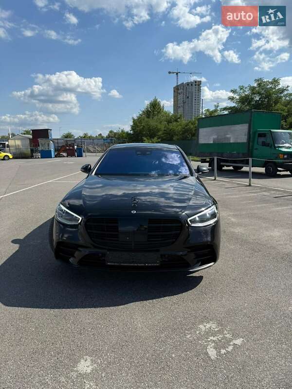 Mercedes-Benz S-Class 2021