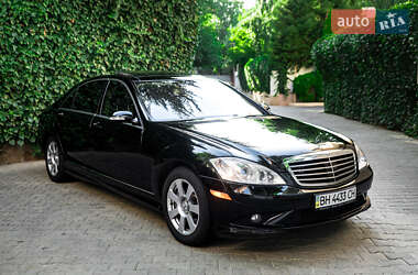 Седан Mercedes-Benz S-Class 2008 в 
