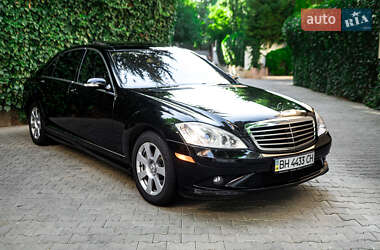 Седан Mercedes-Benz S-Class 2008 в 