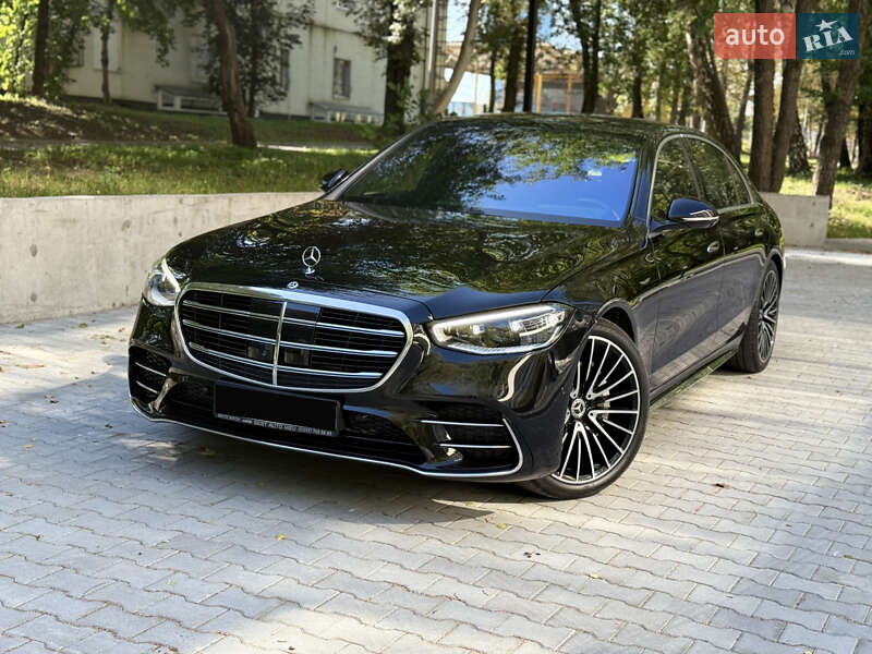 Mercedes-Benz S-Class 2023