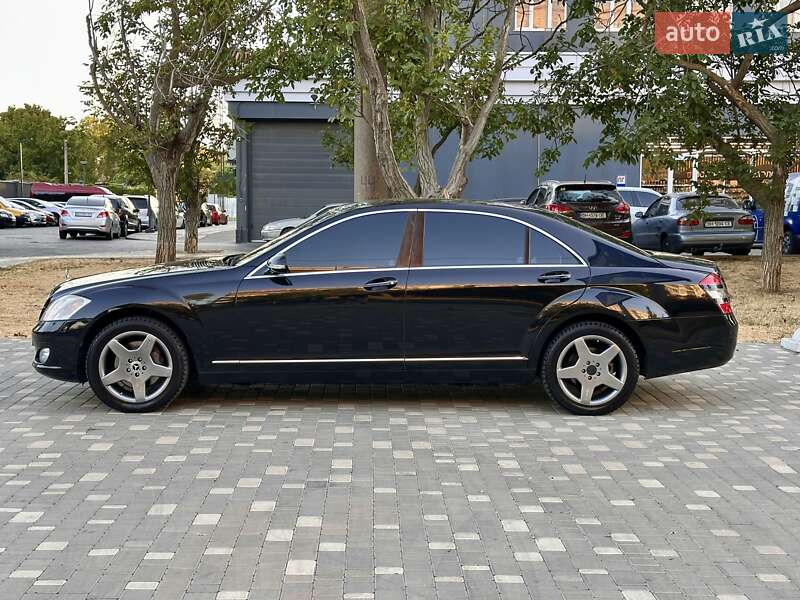 Седан Mercedes-Benz S-Class 2006 в Одесі