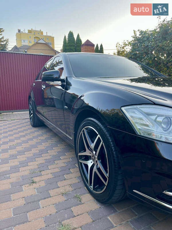 Седан Mercedes-Benz S-Class 2011 в Києві