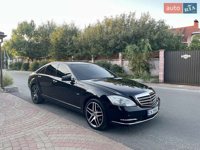 Седан Mercedes-Benz S-Class 2011 в Києві