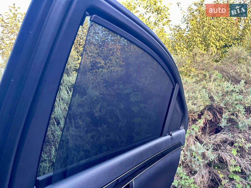 Седан Mercedes-Benz S-Class 2011 в Києві