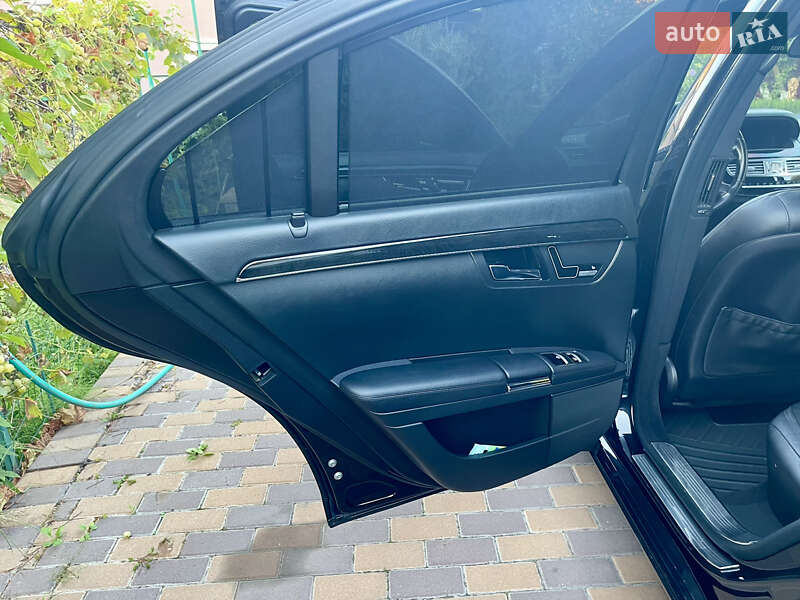 Седан Mercedes-Benz S-Class 2011 в Києві