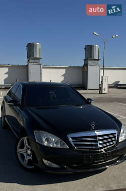 Седан Mercedes-Benz S-Class 2006 в Киеве