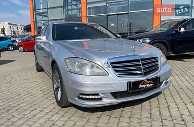 Седан Mercedes-Benz S-Class 2010 в Львове