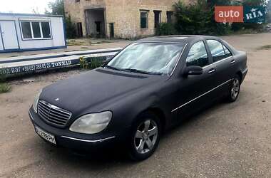 Седан Mercedes-Benz S-Class 1999 в  фото 2 Седан Mercedes-Benz S-Class 1999 в