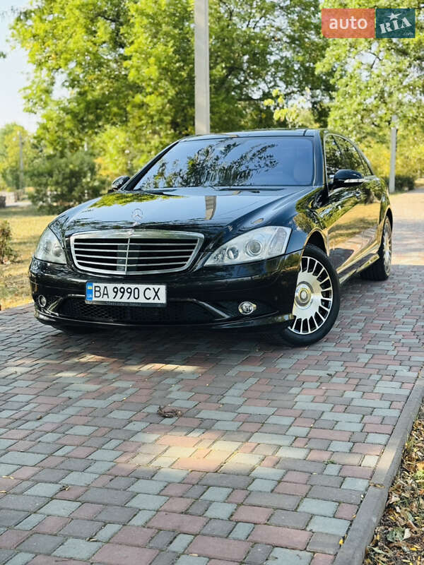 Седан Mercedes-Benz S-Class 2006 в Кропивницком