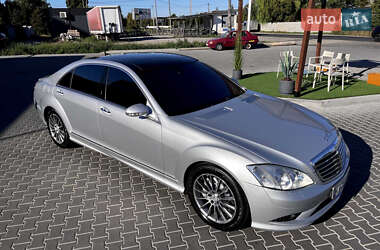 Седан Mercedes-Benz S-Class 2008 в 