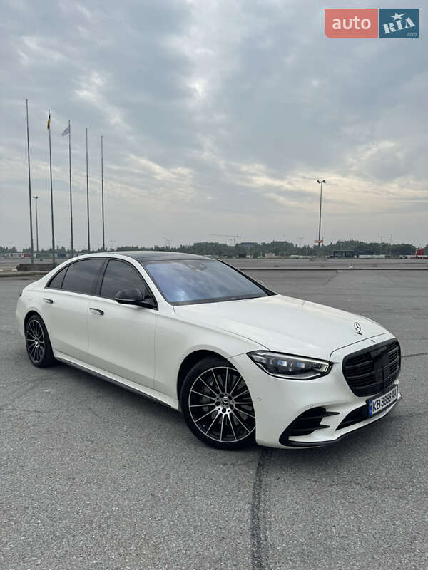 Mercedes-Benz S-Class 2021