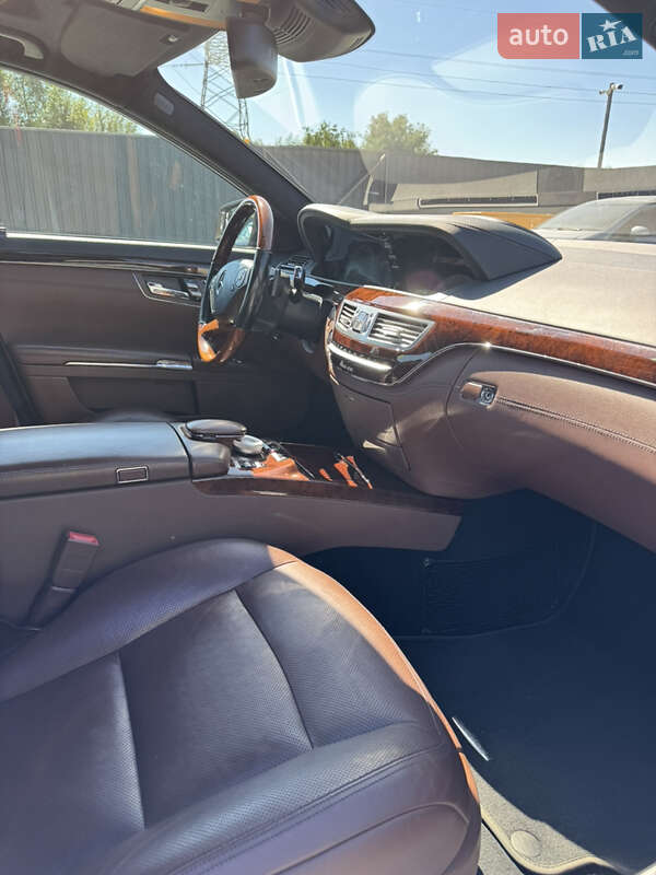 Седан Mercedes-Benz S-Class 2011 в Киеве