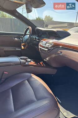 Седан Mercedes-Benz S-Class 2011 в 