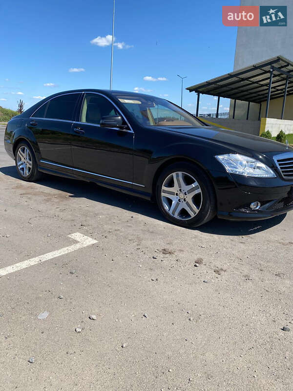 Седан Mercedes-Benz S-Class 2006 в Дніпрі