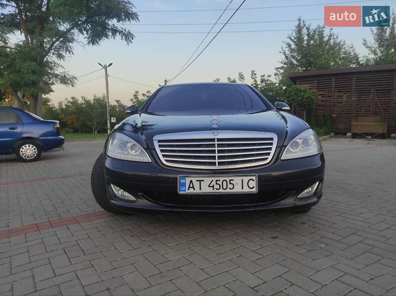 Седан Mercedes-Benz S-Class 2006 в Золочеве