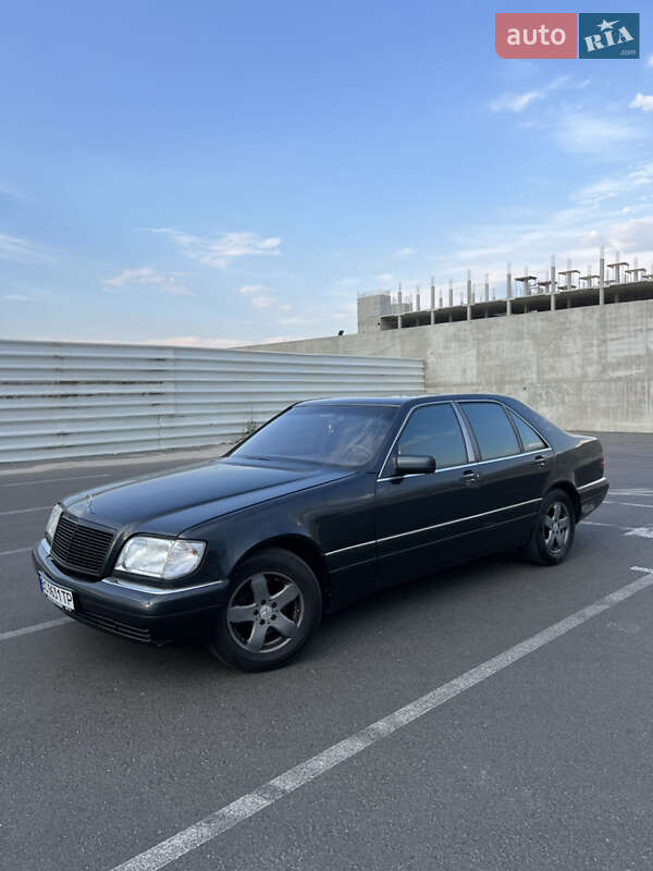 Mercedes-Benz S-Class 1997 Mercedes-Benz S-Class 1997