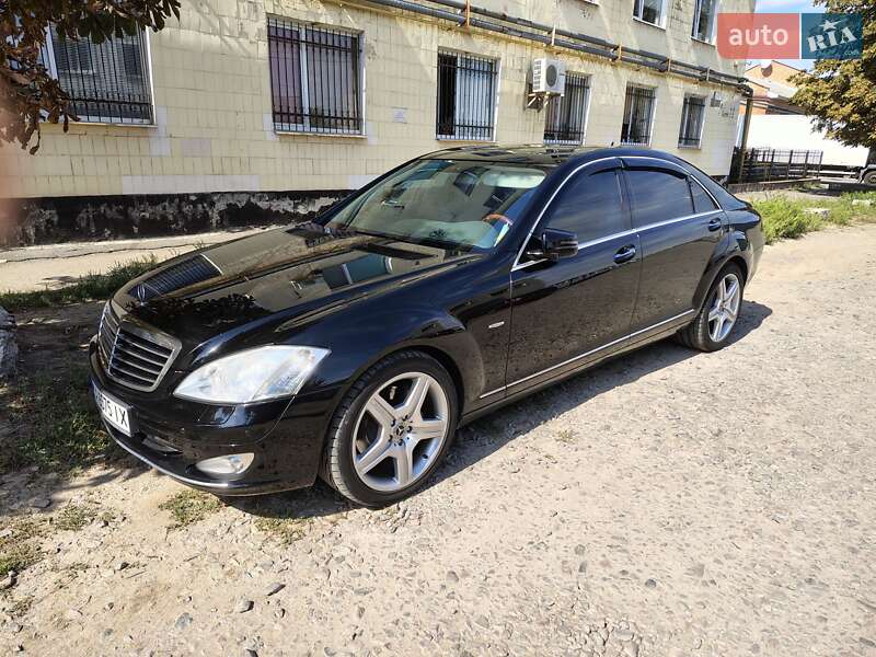 Mercedes-Benz S-Class 2007