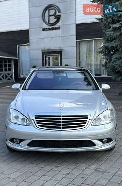 Седан Mercedes-Benz S-Class 2008 в 